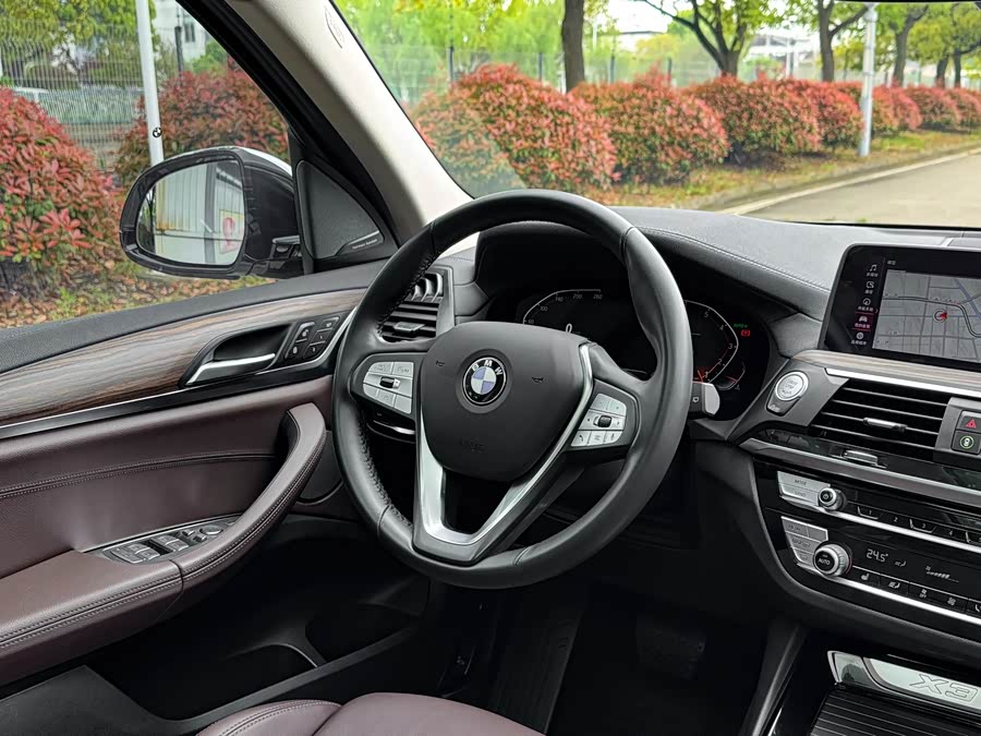 BMW X3 2020 — фото 17