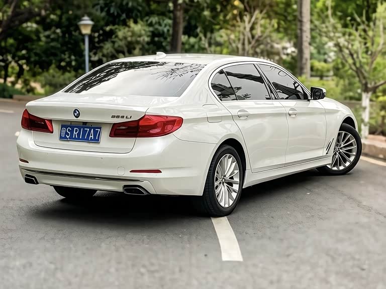 BMW 5 Series 2019