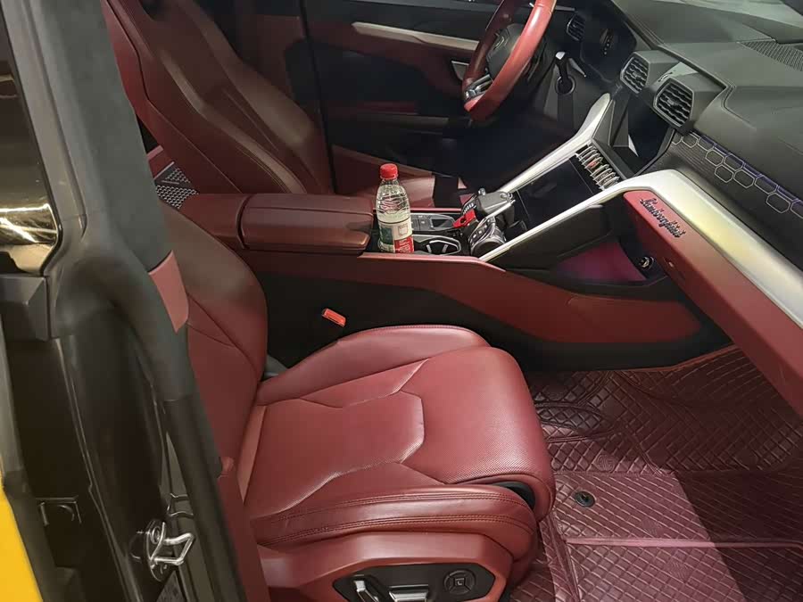 Lamborghini Urus 2018