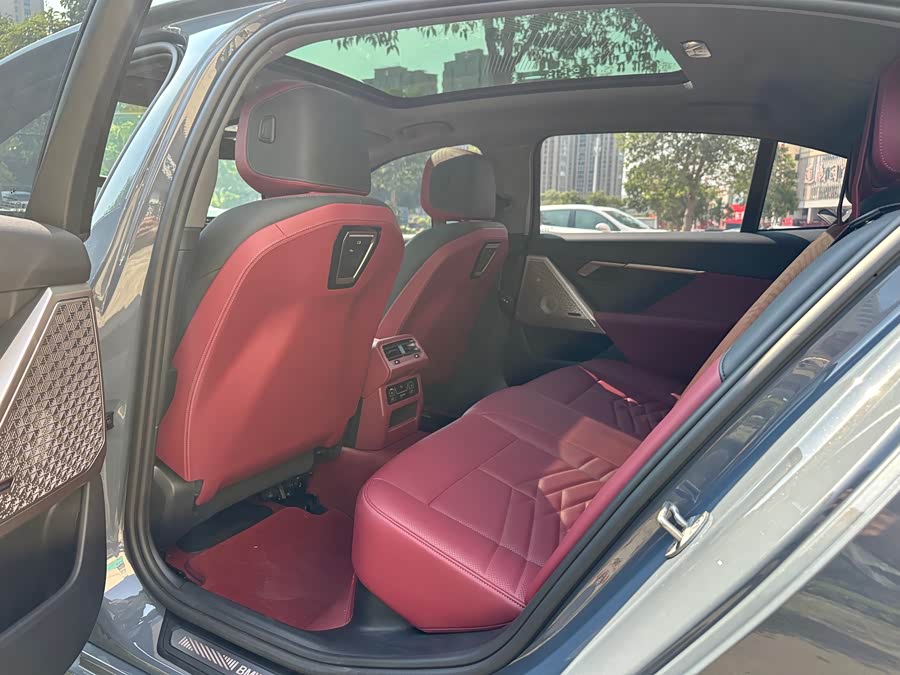 BMW 5 Series 2024