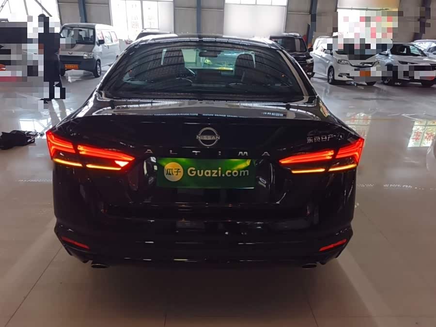 Nissan Teana 2022