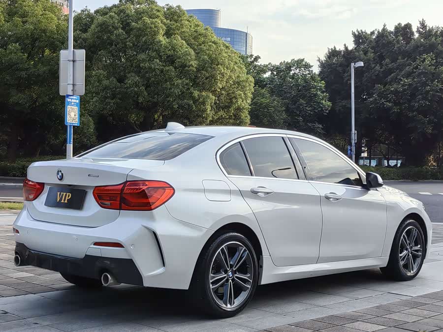 BMW 1 Series 2021