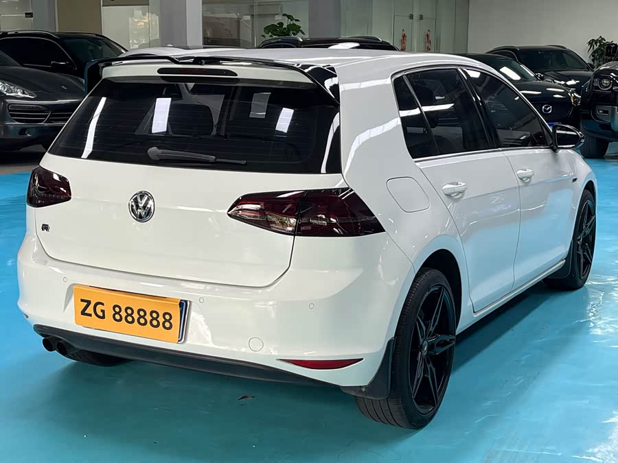 Volkswagen Golf 2016