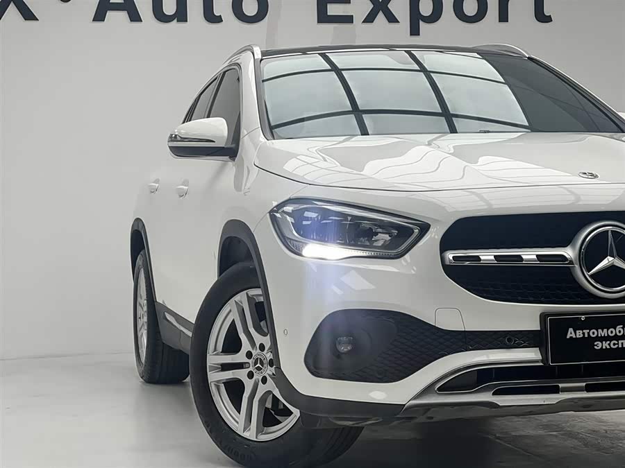 Mercedes-Benz GLA 2020