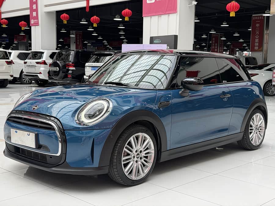 MINI MINI 2022