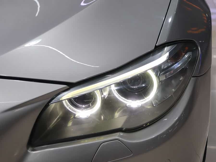 BMW 5 Series 2014 — фото 15