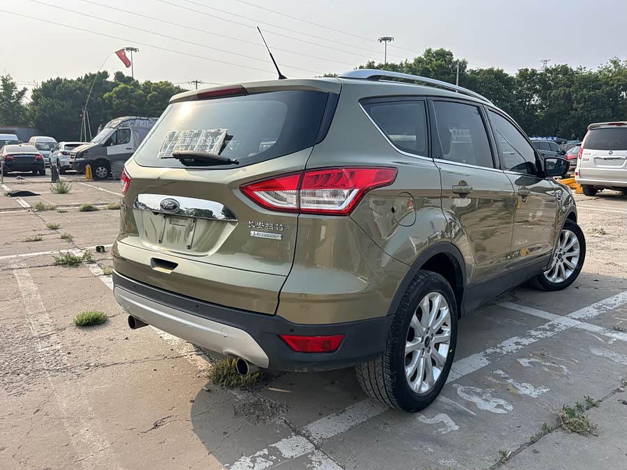 Ford Kuga 2015