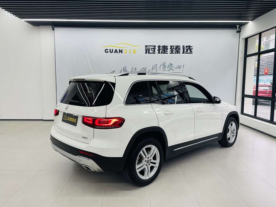 Mercedes-Benz GLB 2023 — фото 17