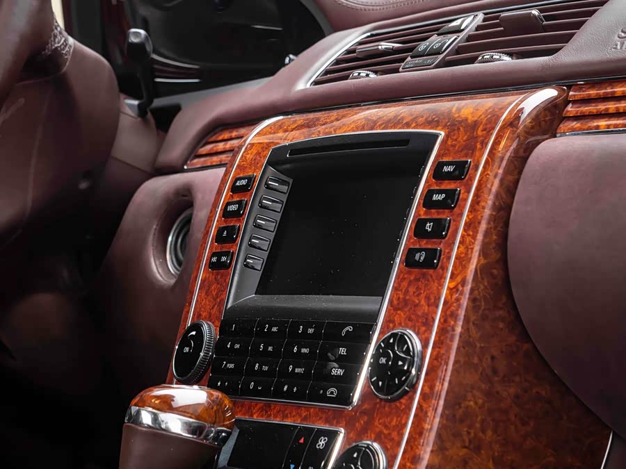 Maybach 2005 — фото 12