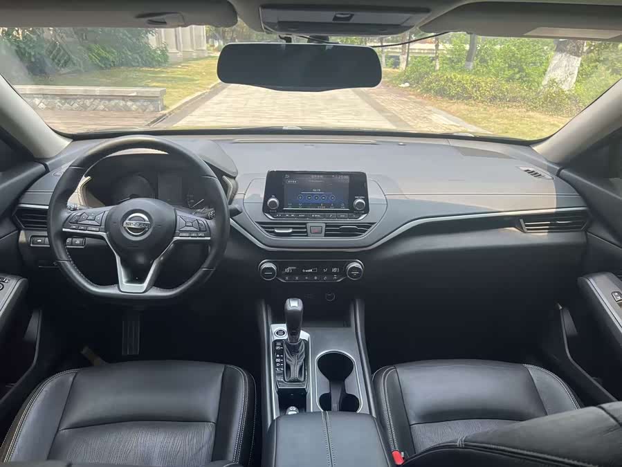 Nissan Teana 2019