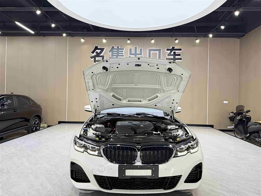 BMW 3 Series 2022