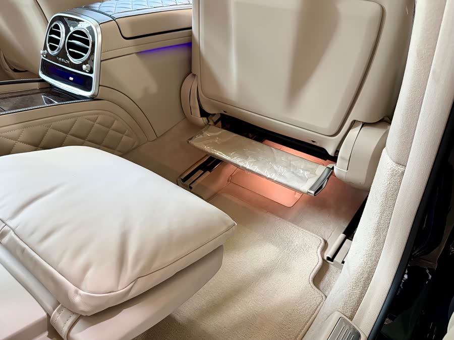 Mercedes-Benz Maybach S-Class 2017 — фото 36