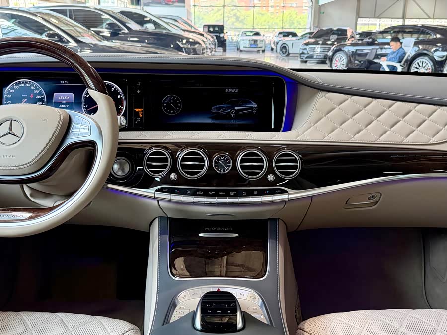 Mercedes-Benz Maybach S-Class 2017 — фото 25