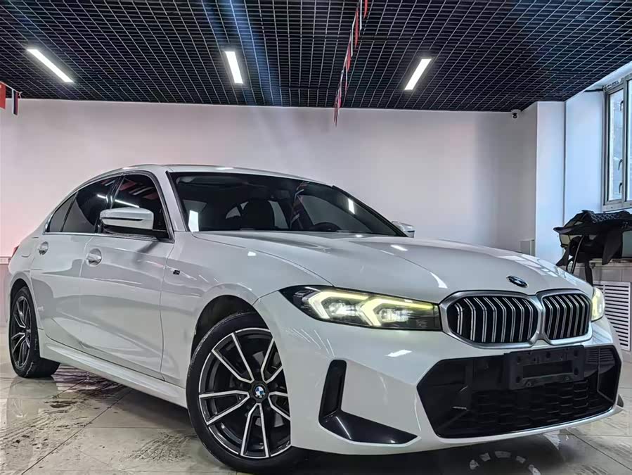 BMW 3 Series 2023