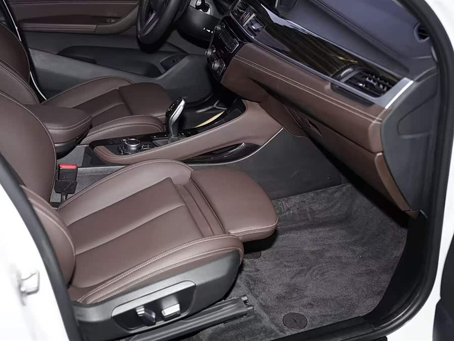 BMW X1 2022 — фото 14