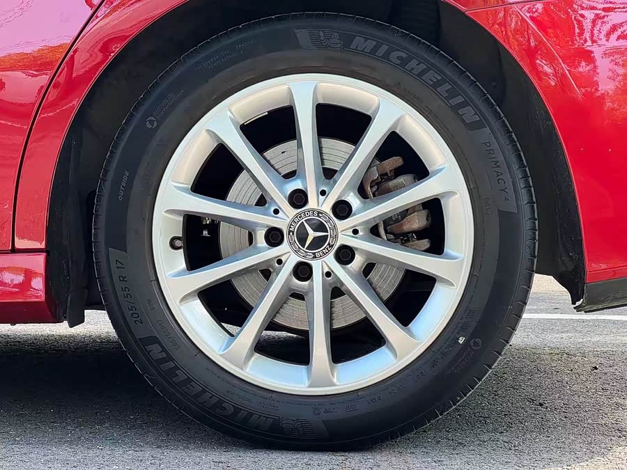 Mercedes-Benz A-Class 2020 — фото 10