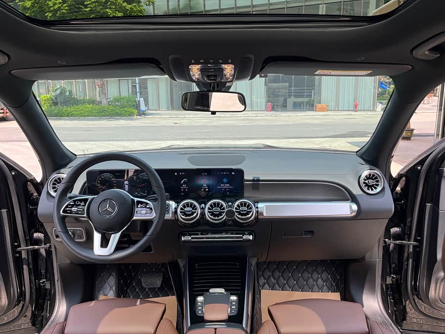 Mercedes-Benz GLB 2023 — фото 18