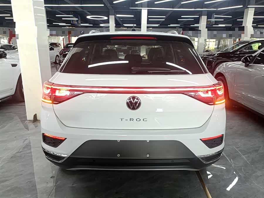 Volkswagen T-Roc 2025