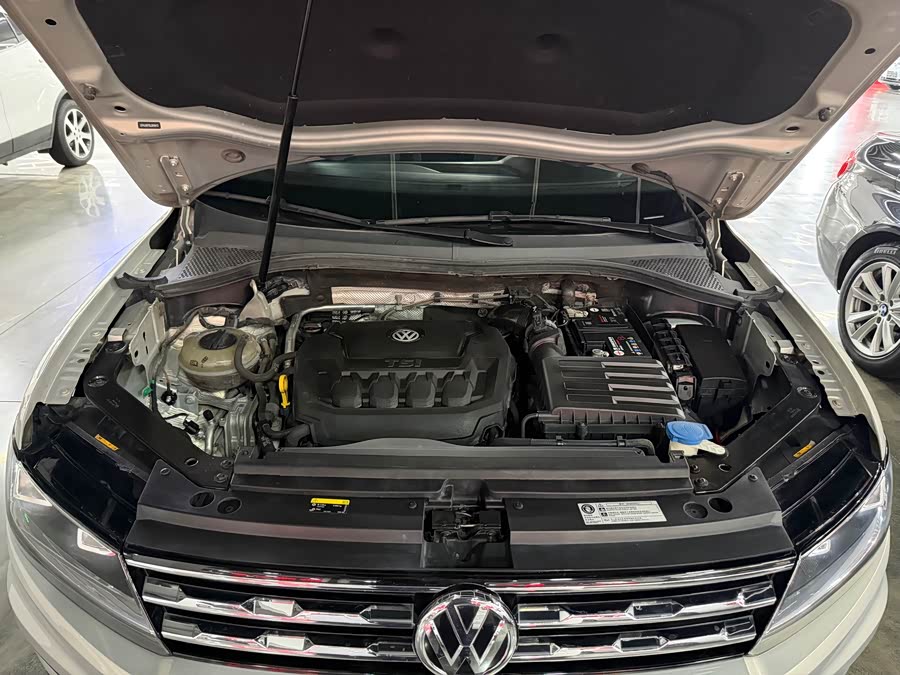 Volkswagen Tiguan L 2020