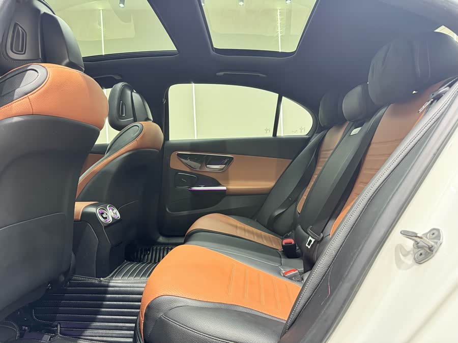 Mercedes-Benz C-Class 2022 — фото 18