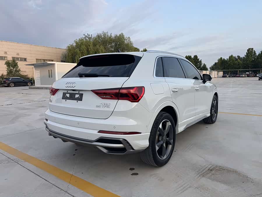 Audi Q3 2022