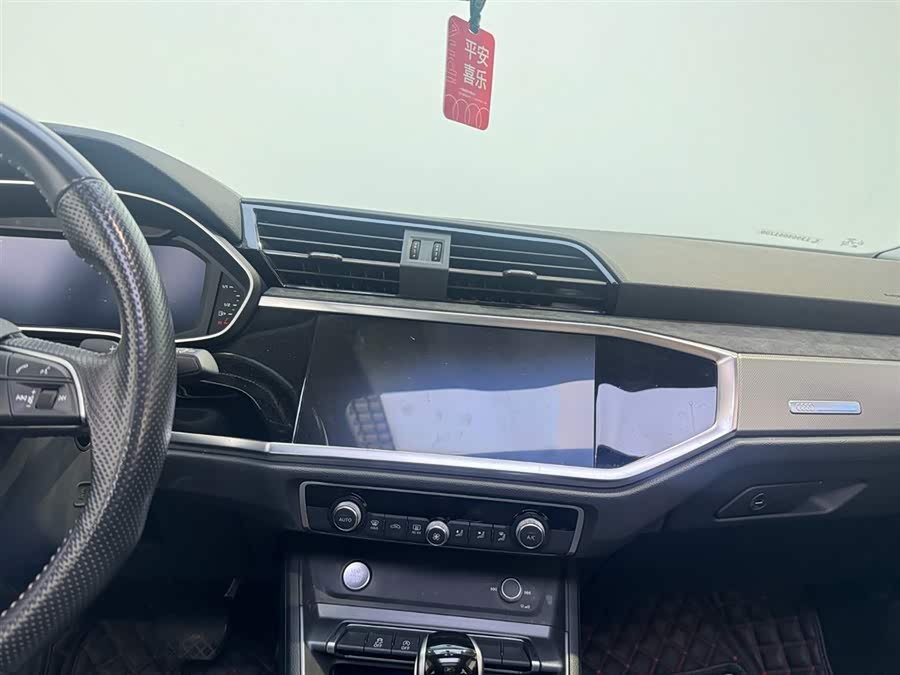 Audi Q3 Sportback 2020 — фото 14