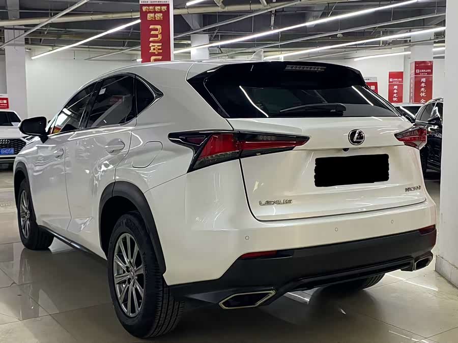 Lexus NX 2018 — фото 8