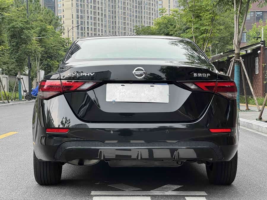 Nissan Sylphy 2020 — фото 16