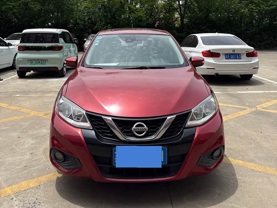 Nissan Tiida 2016