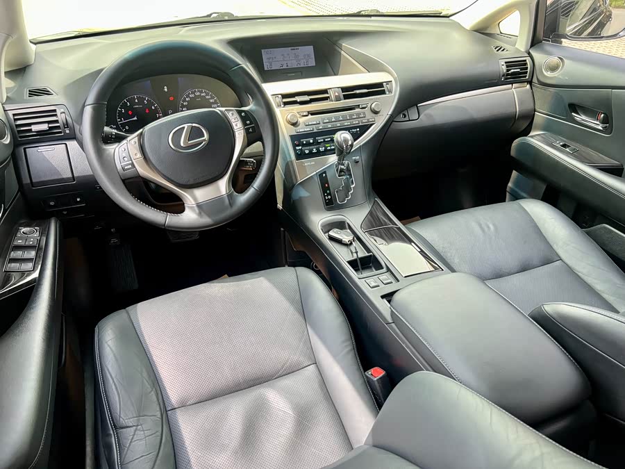 Lexus RX Classic 2013 — фото 12