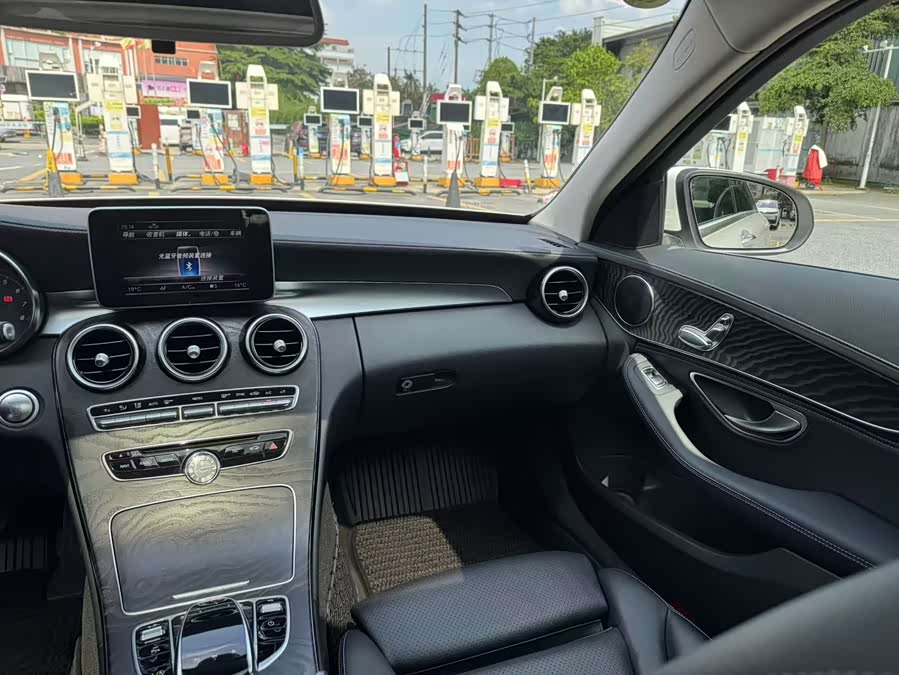 Mercedes-Benz C-Class 2018 — фото 13