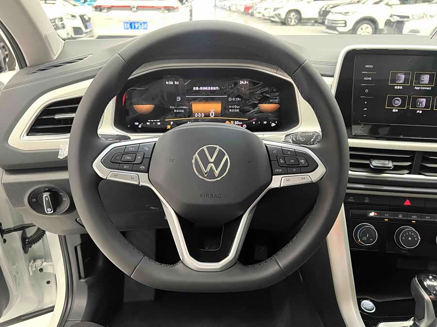 Volkswagen T-Roc 2025 — фото 8