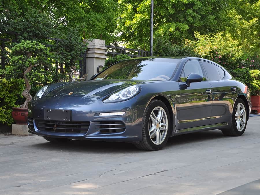 Porsche Panamera 2014