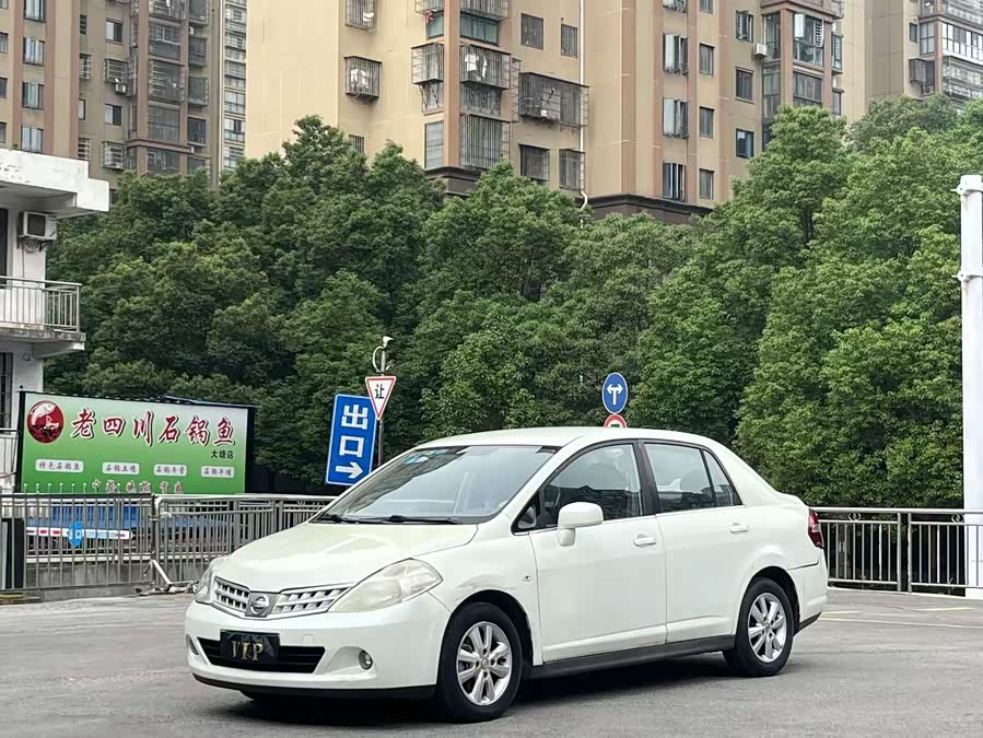 Nissan Tiida 2009