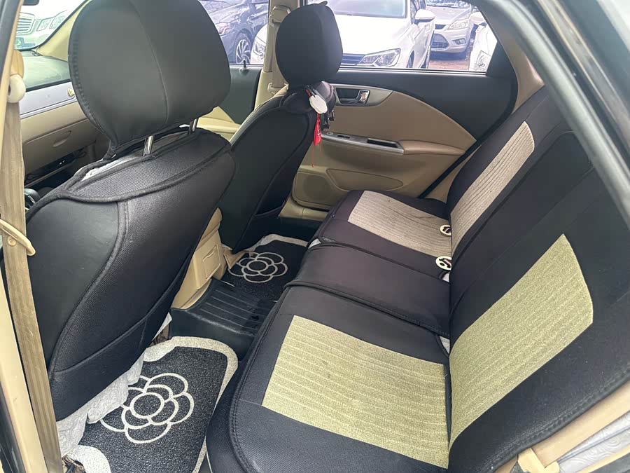 Buick Excelle 2013