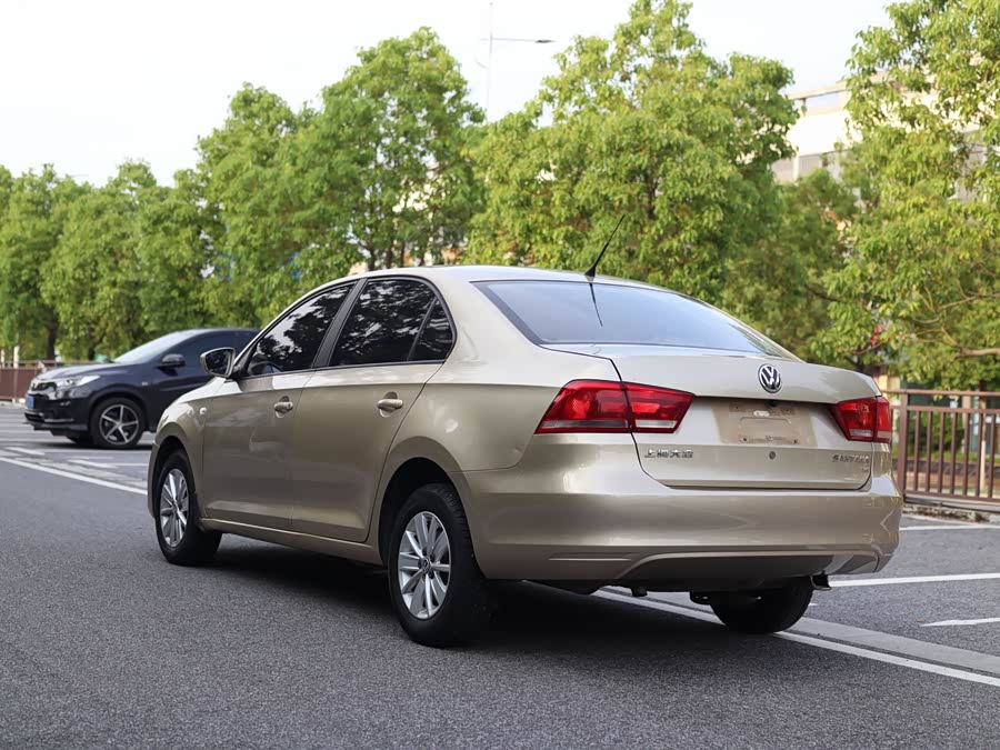 Volkswagen Santana 2013