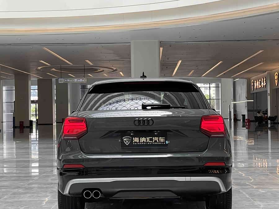 Audi Q2L 2021