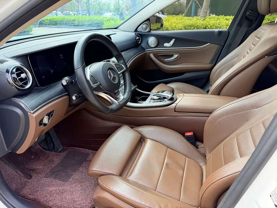 Mercedes-Benz E-Class 2019 — фото 9