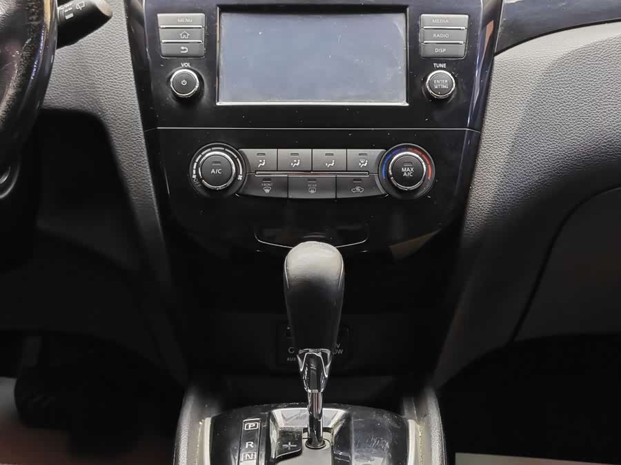 Nissan Qashqai 2017 — фото 18