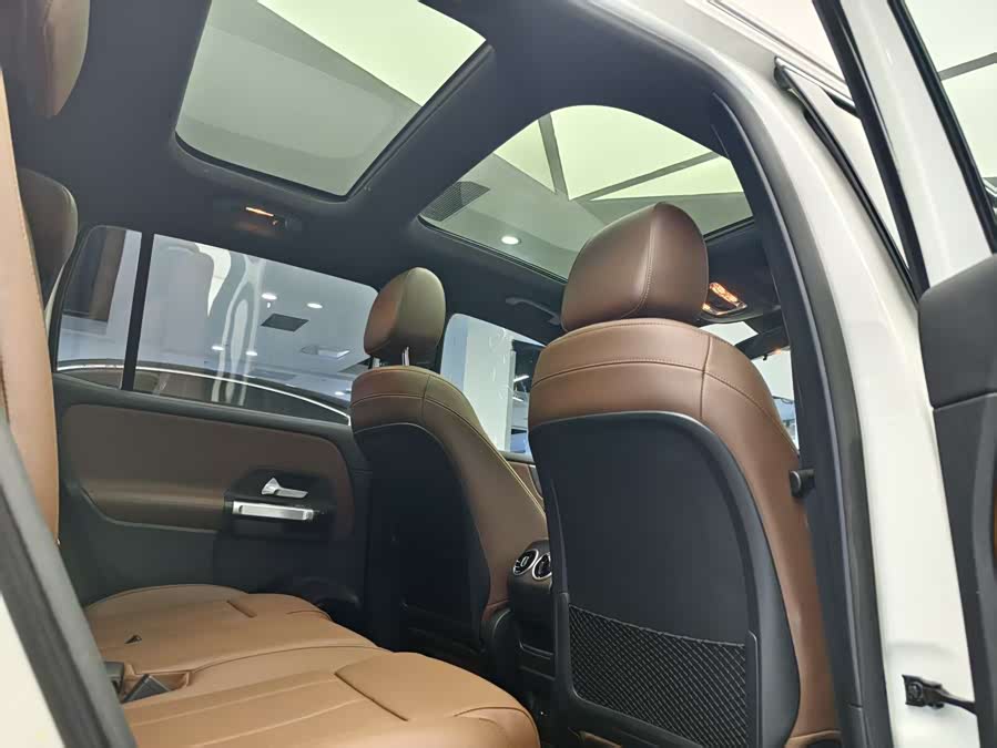 Mercedes-Benz GLB 2021 — фото 10