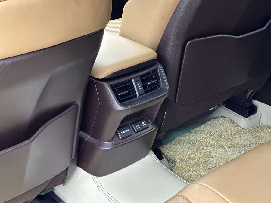 Lexus ES 2020 — фото 10