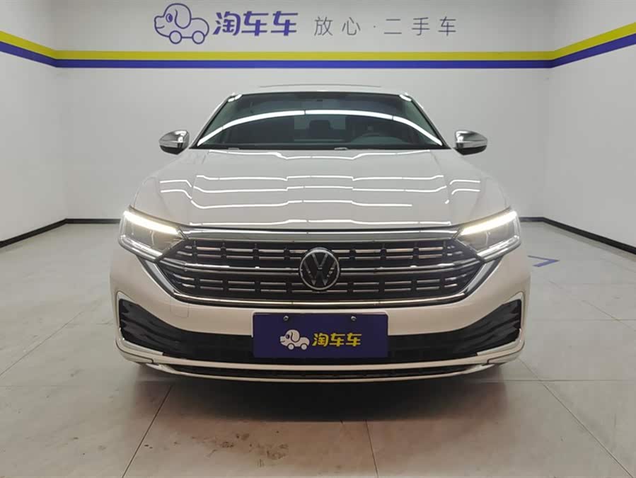Volkswagen Sagitar 2025