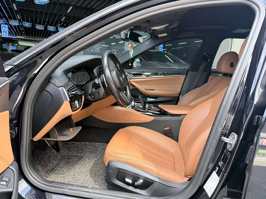 BMW 5 Series 2019