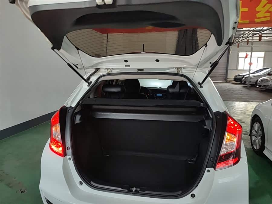 Honda Fit 2018 — фото 19