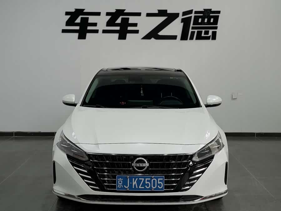 Nissan Teana 2022
