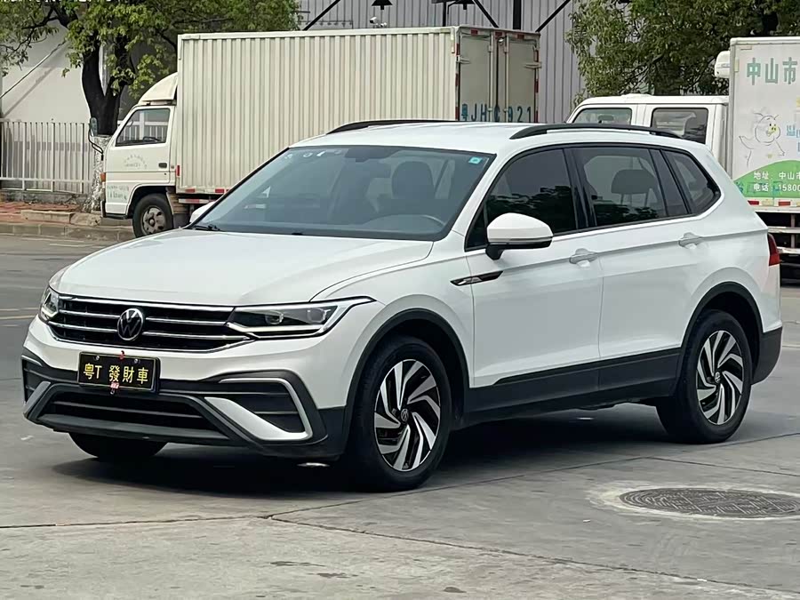Volkswagen Tiguan L 2022