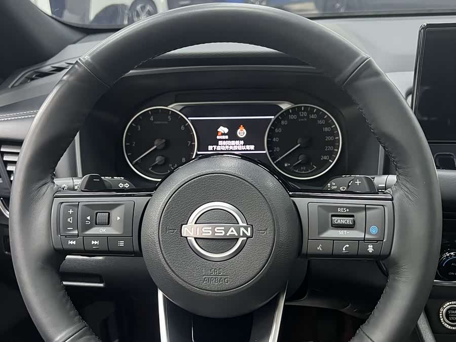 Nissan Qashqai 2023 — фото 9