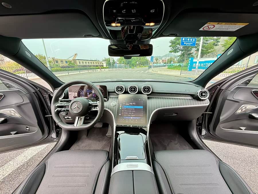Mercedes-Benz C-Class 2023 — фото 9