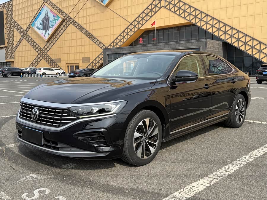 Volkswagen Passat 2022
