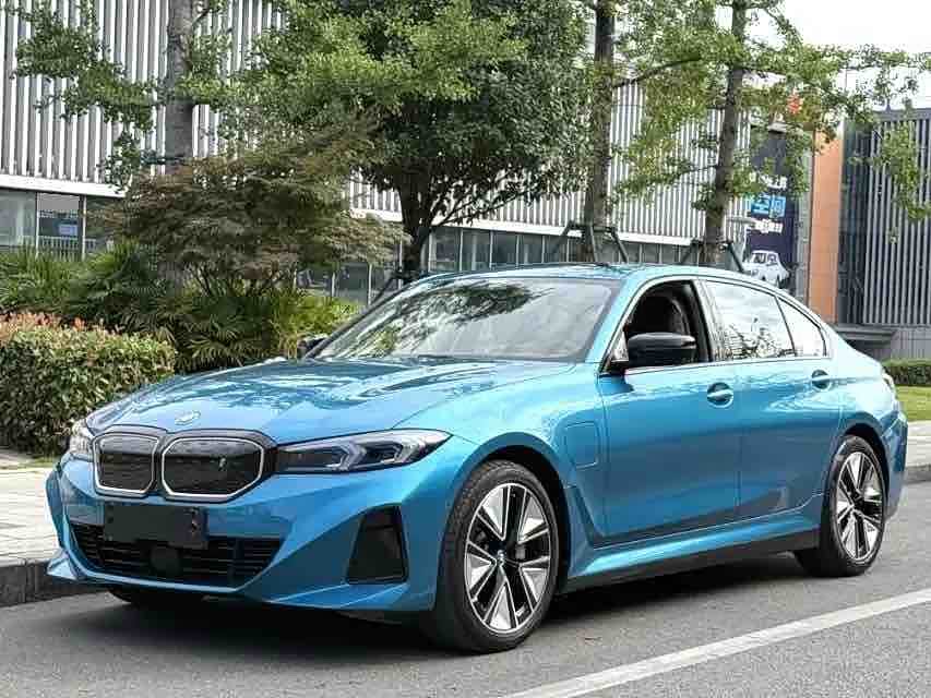 BMW i3 2023